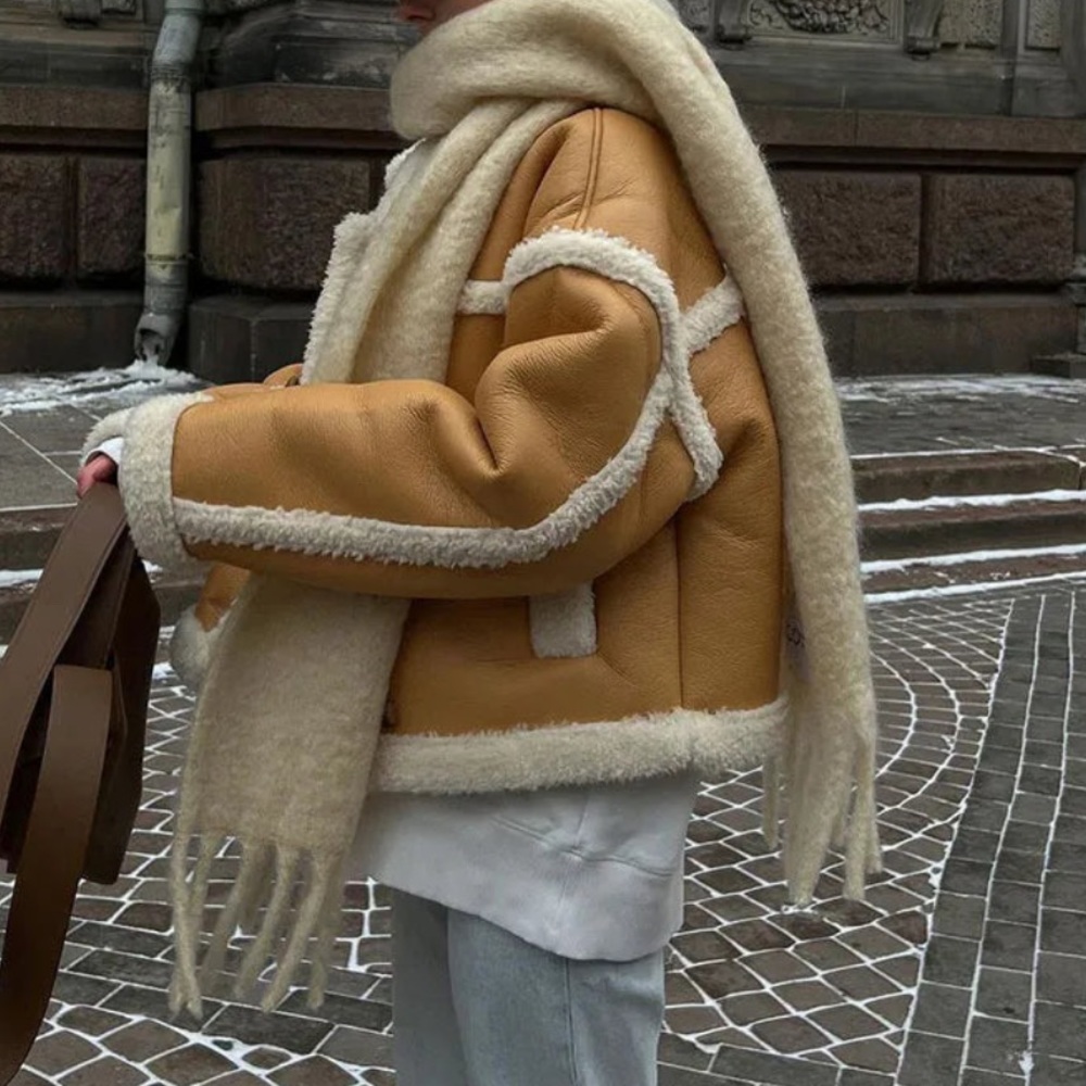 Chic Leather Patchwork Cropped Jacket - image 3